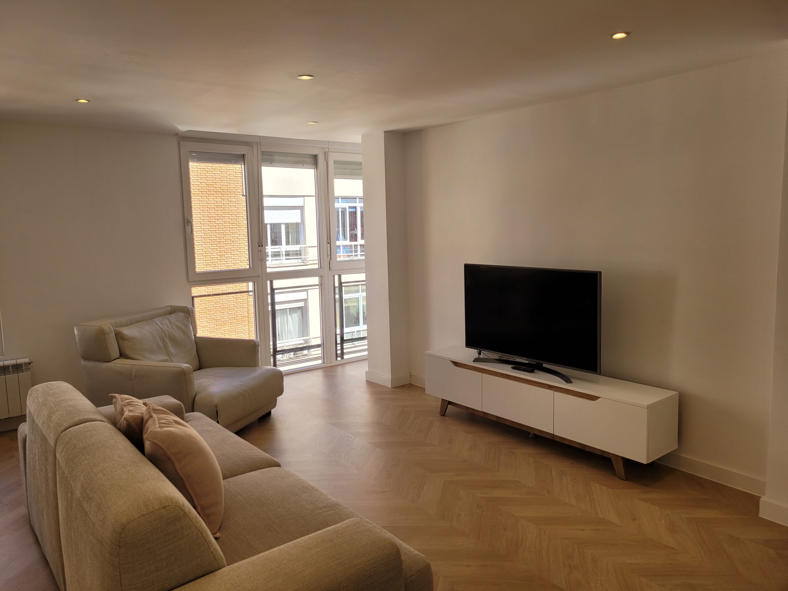 SALA DE ESTAR CON TV