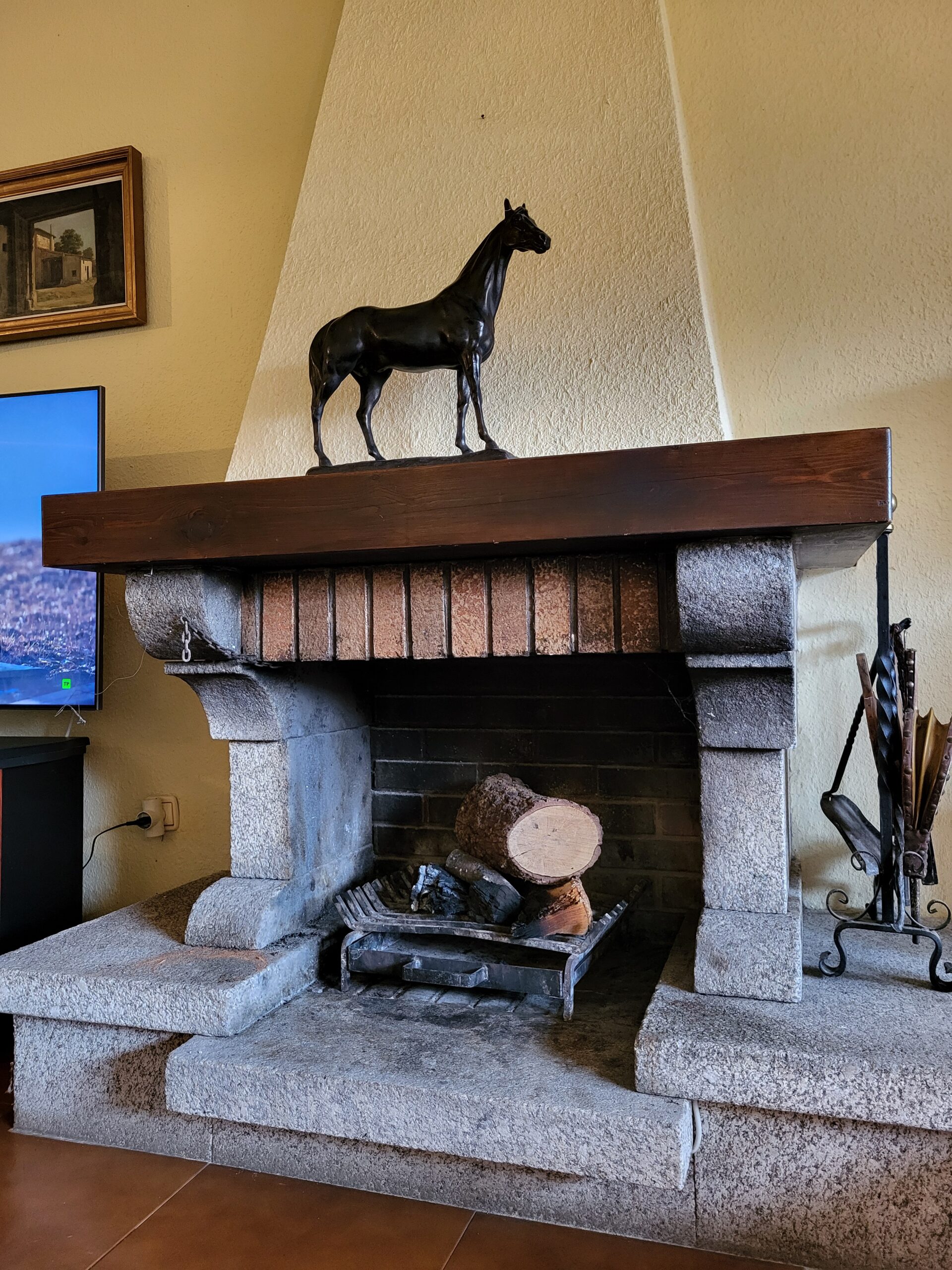 CHIMENEA