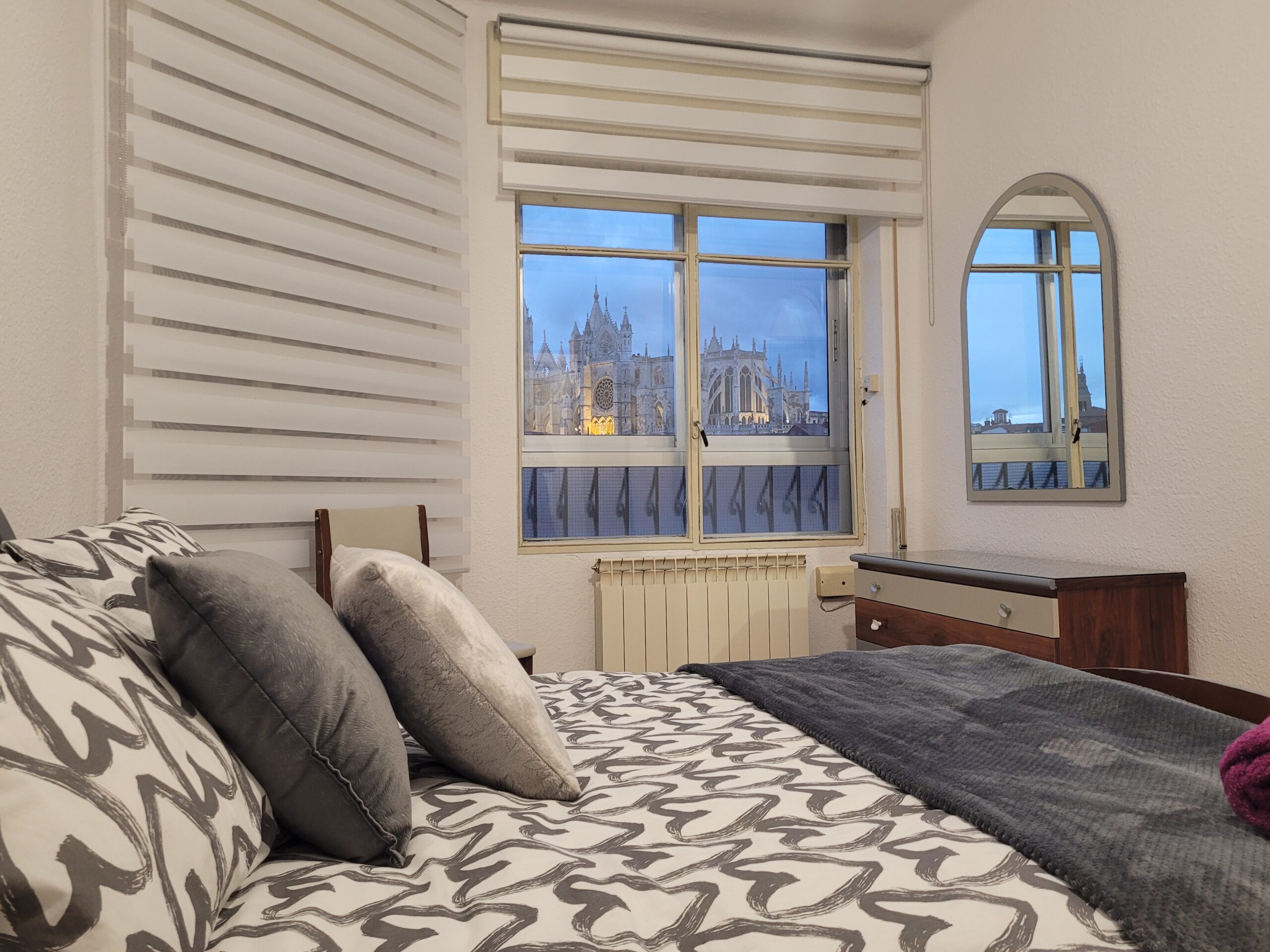 CAMA 1